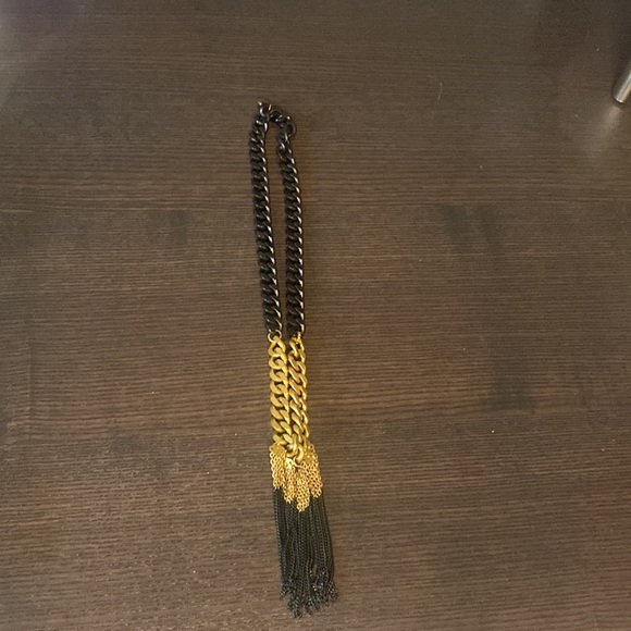 Ela Stone black and gold necklace - Picture 5 of 7